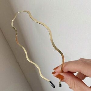 Gold Wire Headband 
*new in original packaging